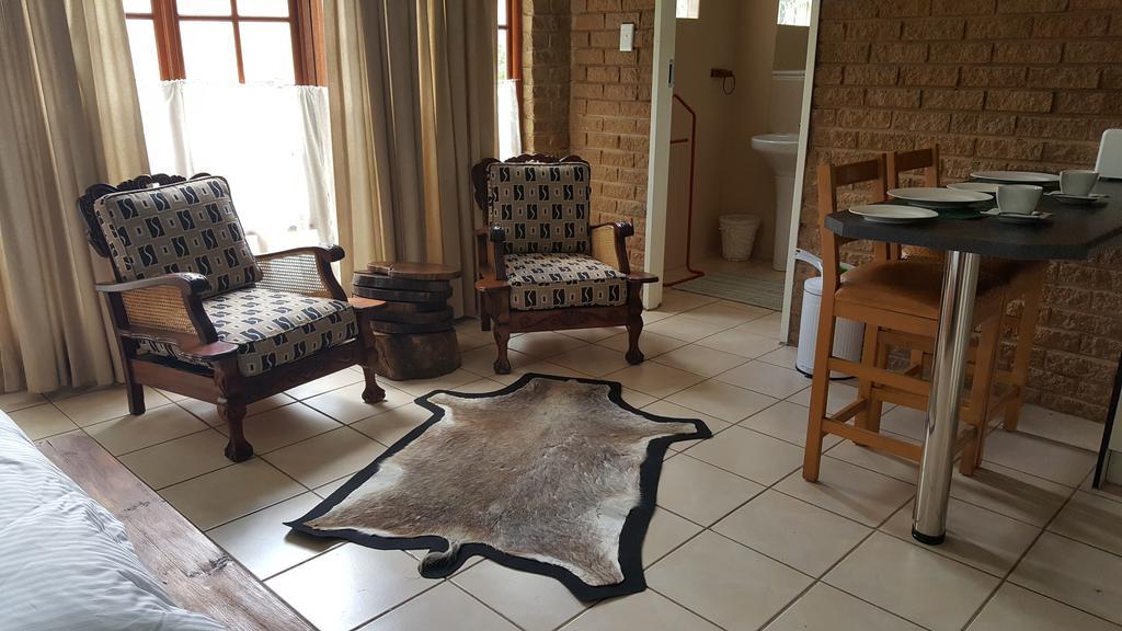 800@Merton Pretoria-Noord Esterno foto